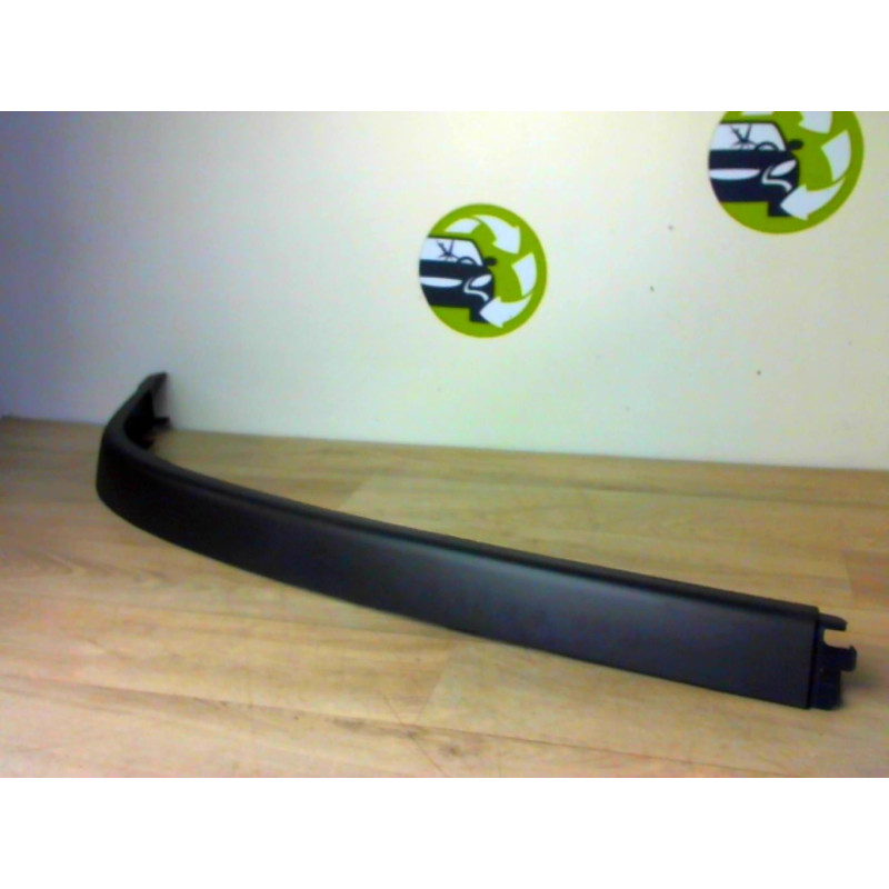 Moulure de pare choc avant OPEL CORSA C PHASE 1 d’occasion