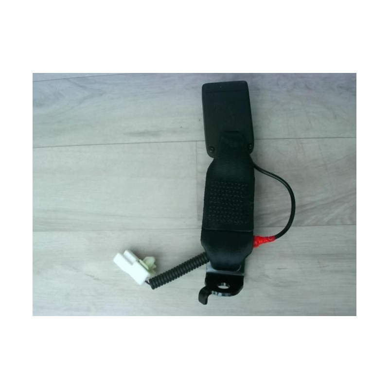 Attache ceinture arriere centrale KIA  d’occasion