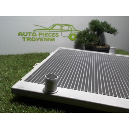 Radiateur eau NISSAN  d’occasion