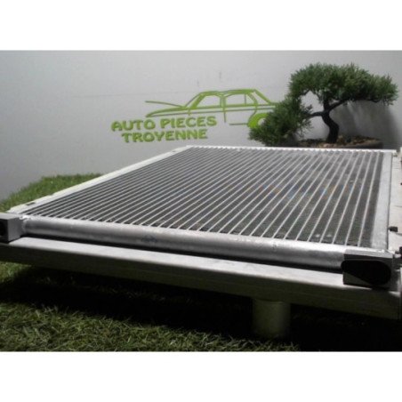 Radiateur eau NISSAN  d’occasion