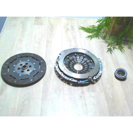 Embrayage VOLKSWAGEN GOLF 5 d’occasion