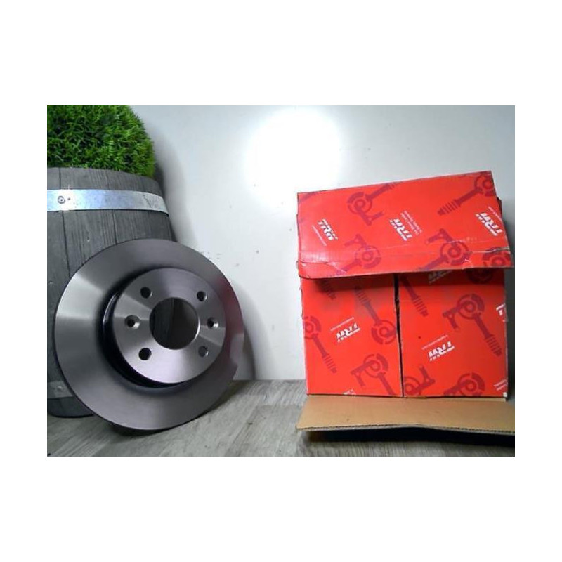 Paire de disques avant (freinage) RENAULT TWINGO 1 PHASE 3 d’occasion