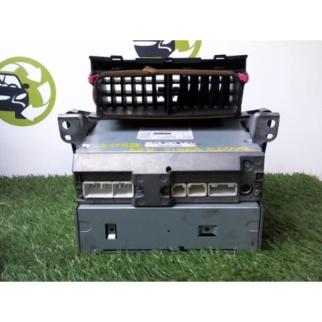 Autoradio d'origine TOYOTA YARIS 2 PHASE 1 d’occasion