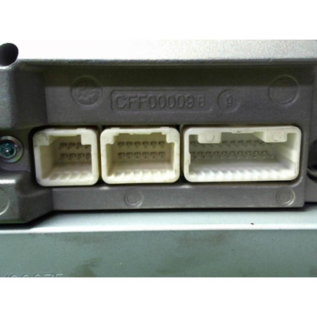 Autoradio d'origine TOYOTA YARIS 2 PHASE 1 d’occasion