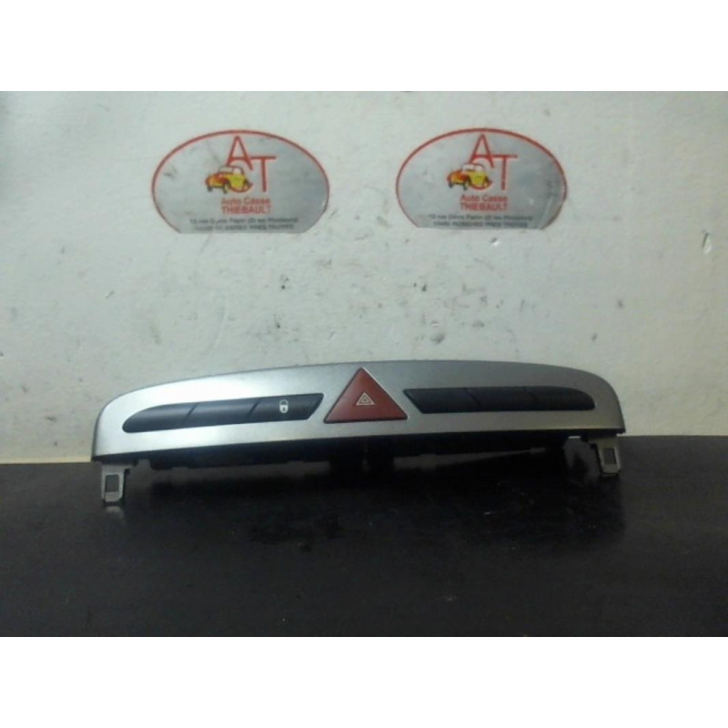 Bouton de warning PEUGEOT 308 PHASE 1 d’occasion