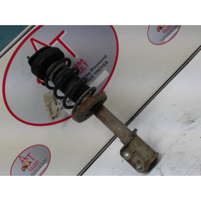 Amortisseur avant gauche OPEL CORSA (A) d’occasion