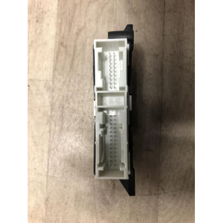 Boitier d'aide au stationnement CITROEN BERLINGO 3 M d’occasion