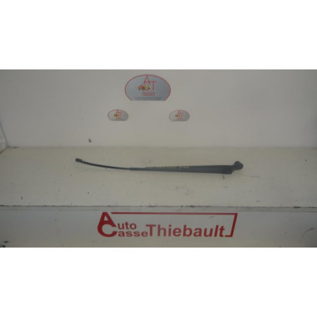 Bras essuie glace avant droit TOYOTA YARIS VERSO PHASE 2 d’occasion