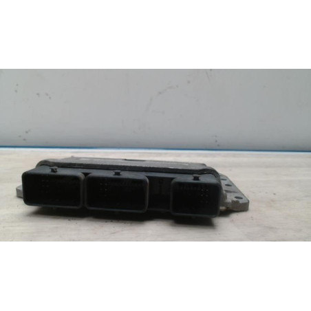 Calculateur moteur RENAULT SCENIC 2 PHASE 1 d’occasion
