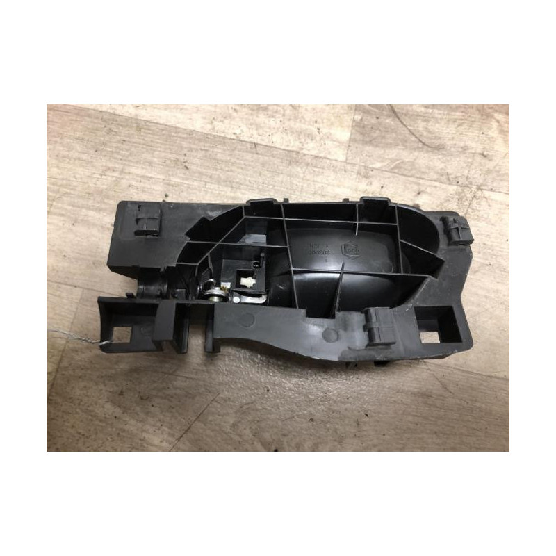 Poignee interieur arriere droit PEUGEOT 207 PHASE 1 BREAK d’occasion