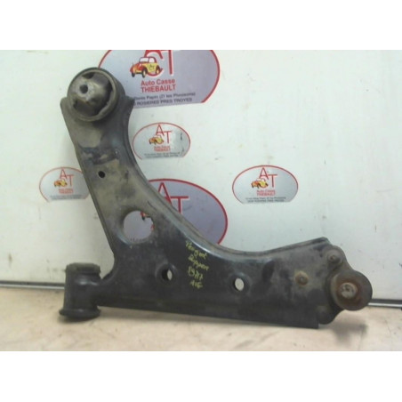 Triangle avant gauche PEUGEOT BIPPER FOURGON d’occasion