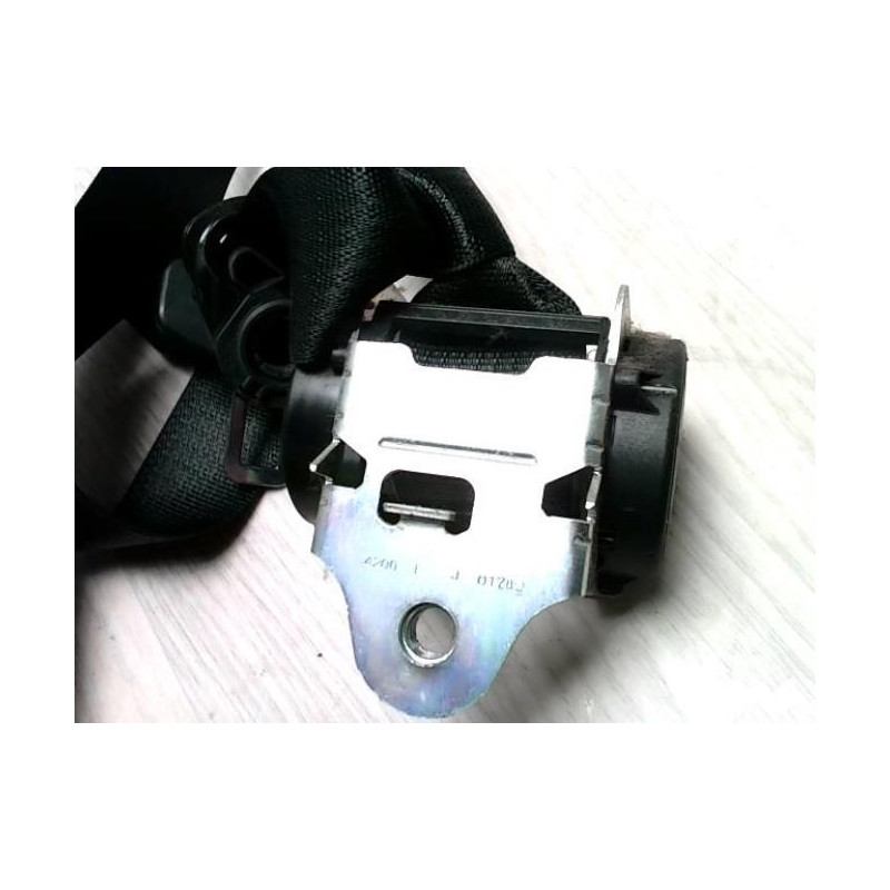 Ceinture avant droit OPEL CORSA D PHASE 1 d’occasion