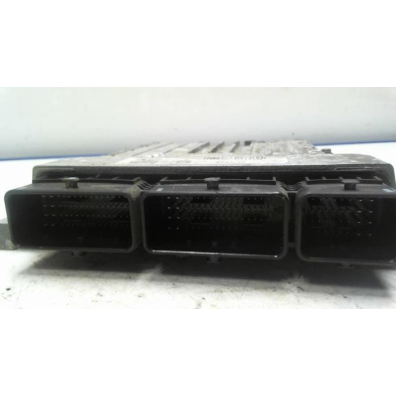 Calculateur moteur RENAULT GRAND SCENIC 3 PHASE 1 d’occasion