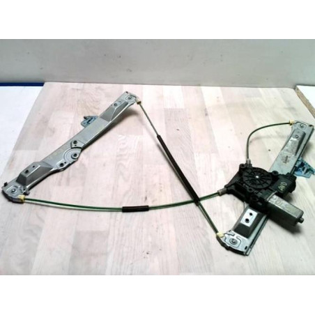 Leve vitre electrique avant droit OPEL CORSA D PHASE 1 d’occasion
