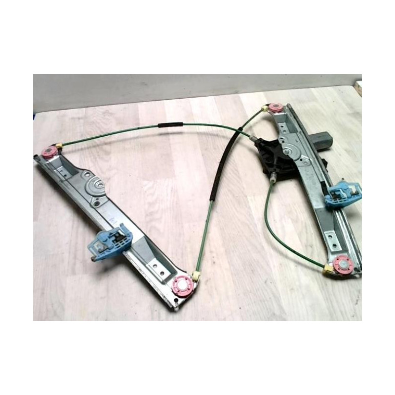 Leve vitre electrique avant droit OPEL CORSA D PHASE 1 d’occasion