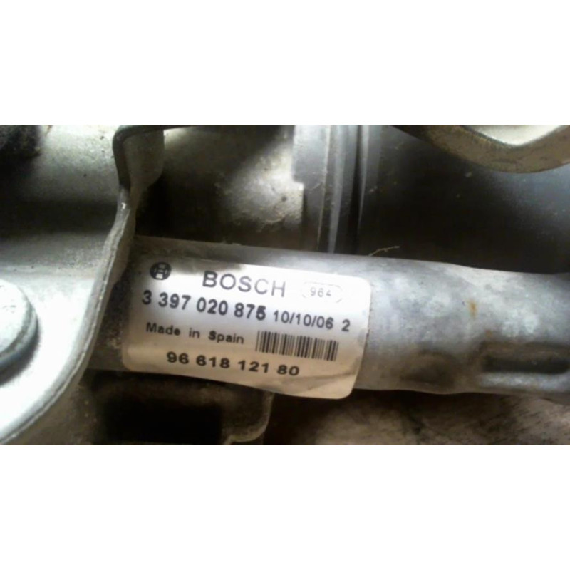 Moteur essuie glace avant gauche PEUGEOT 407 PHASE 1 d’occasion
