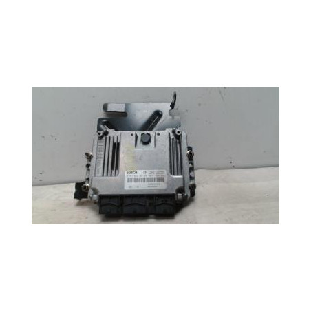 Calculateur moteur RENAULT SCENIC 2 PHASE 1 d’occasion