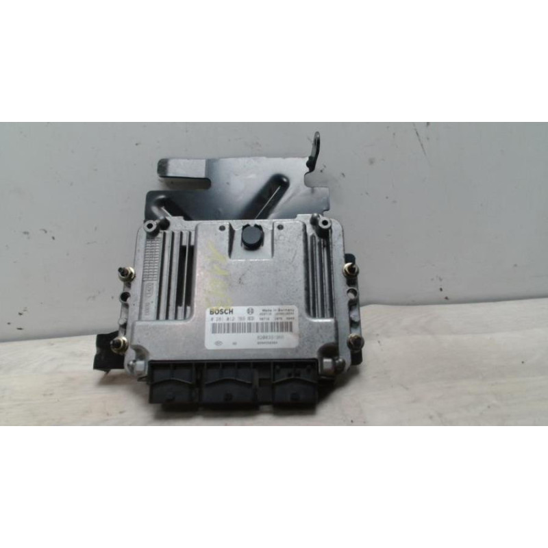 Calculateur moteur RENAULT SCENIC 2 PHASE 1 d’occasion