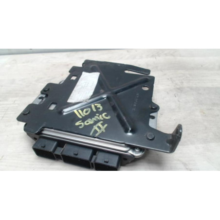 Calculateur moteur RENAULT SCENIC 2 PHASE 1 d’occasion