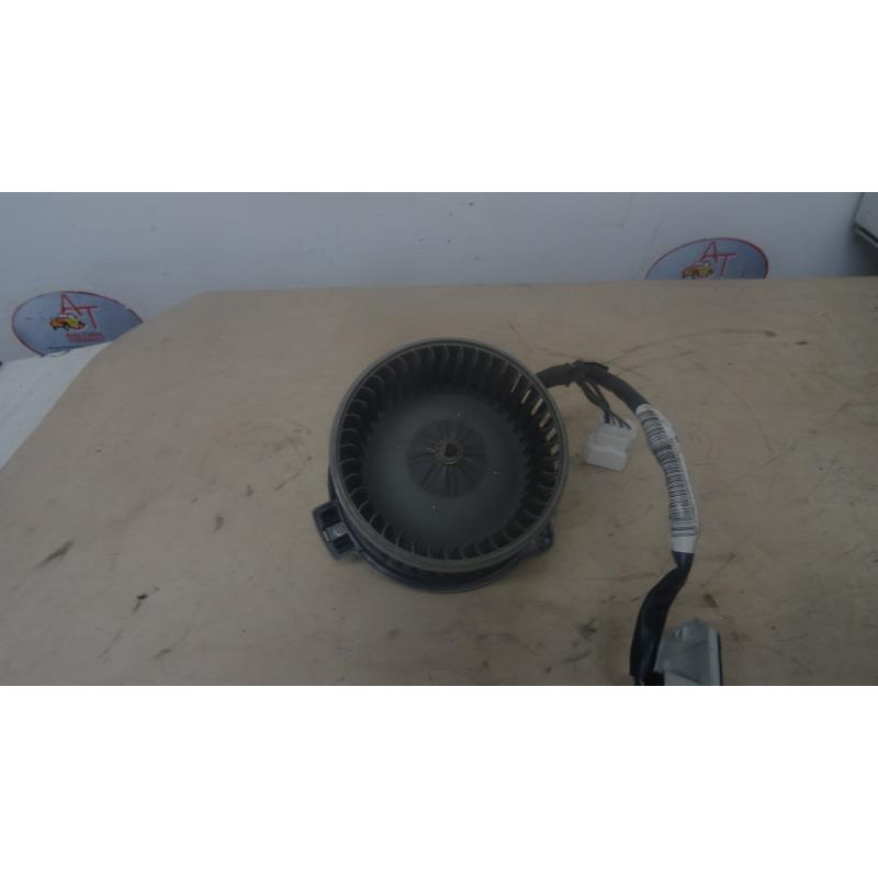 Ventilateur chauffage TOYOTA YARIS VERSO PHASE 2 d’occasion
