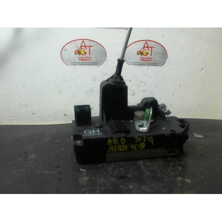 Serrure arriere droit OPEL MERIVA (A) PHASE 1 d’occasion