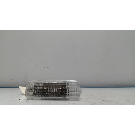 Lumiere porte avant gauche AUDI A4 2 PHASE 2 d’occasion