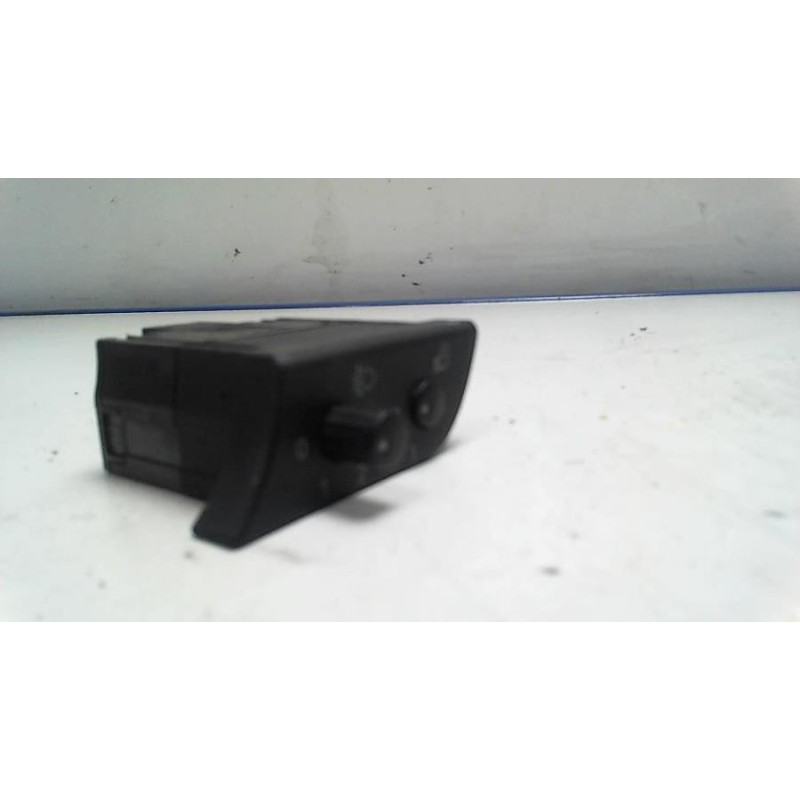 Commande de reglage hauteur de phare AUDI A4 2 PHASE 2 d’occasion
