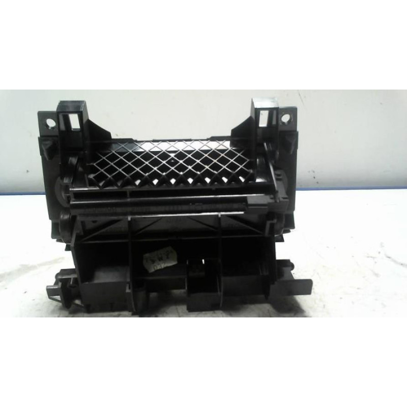 Cendrier AUDI A4 2 AVANT PHASE 2 BREAK d’occasion