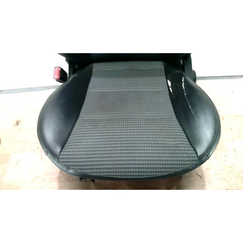 Siege avant gauche MERCEDES CLASSE A 169 PHASE 1 d’occasion