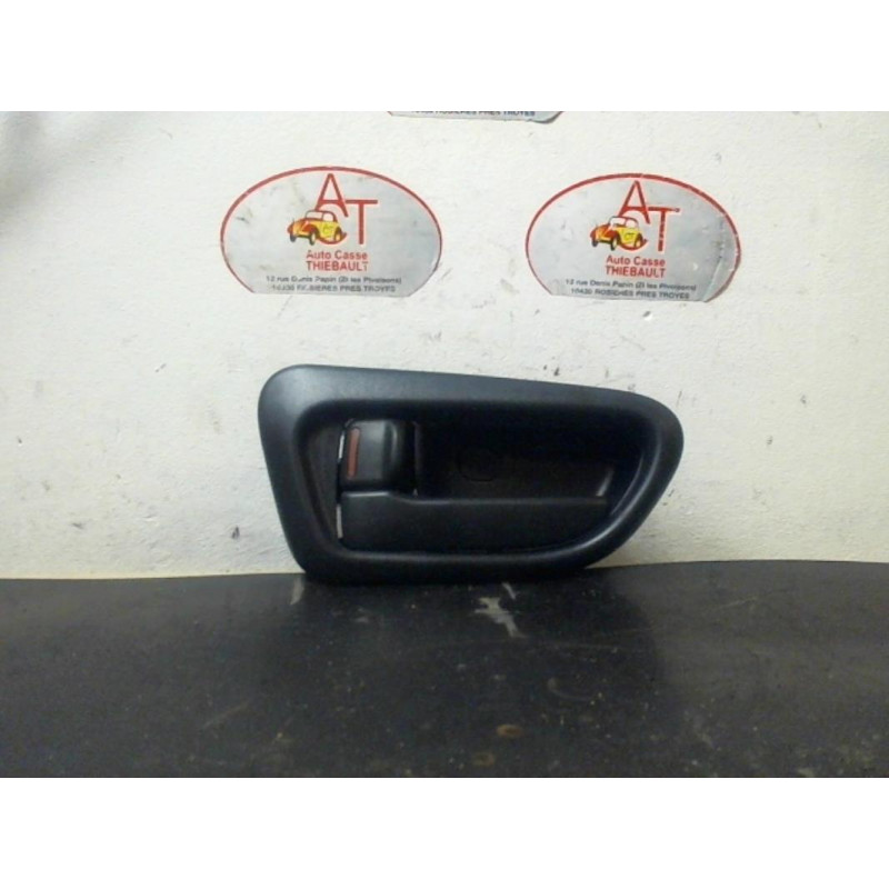 Poignee interieur arriere gauche SUBARU IMPREZA II d’occasion