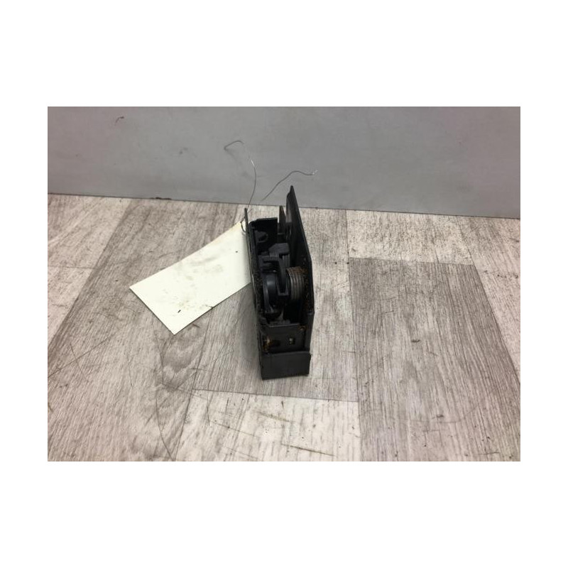 Serrure de capot SKODA FABIA 2 PHASE 1 BREAK d’occasion