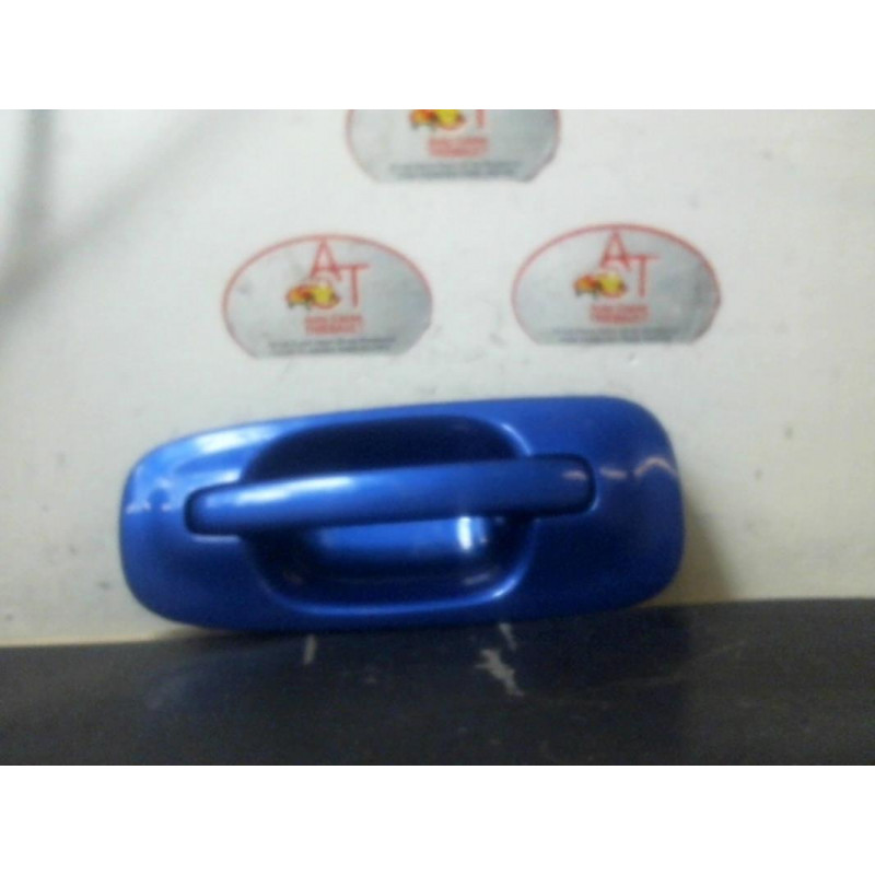 Poignee porte arriere droit SUBARU IMPREZA II d’occasion