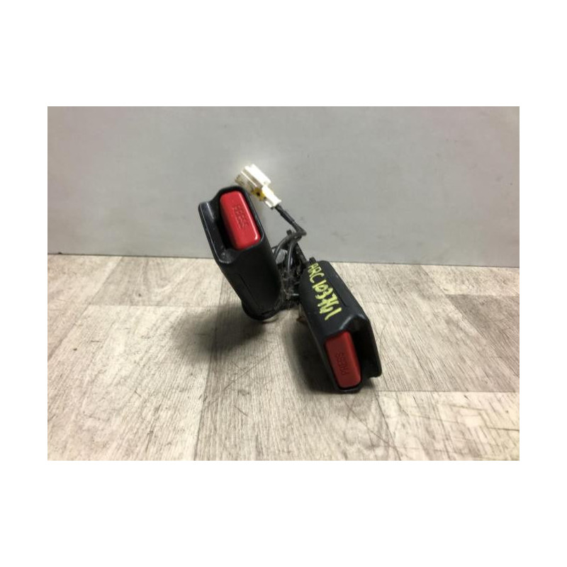 Attache ceinture arriere droit CITROEN C4 2 PHASE 1 d’occasion
