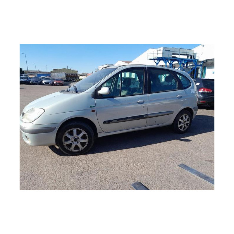 Rampe injection RENAULT SCENIC 1 PHASE 2 d’occasion