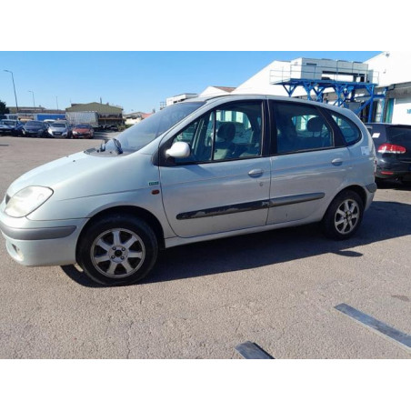 Rampe injection RENAULT SCENIC 1 PHASE 2 d’occasion