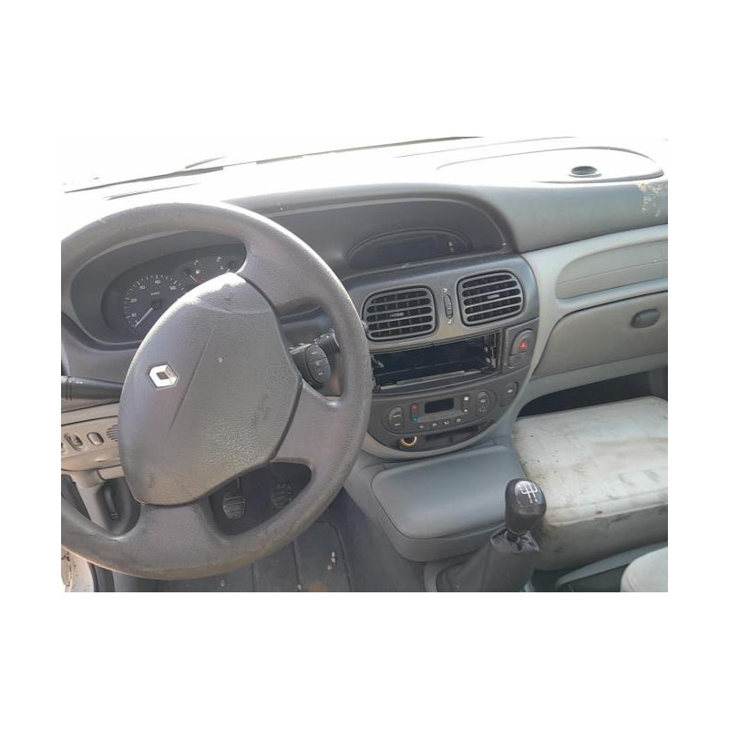 Rampe injection RENAULT SCENIC 1 PHASE 2 d’occasion