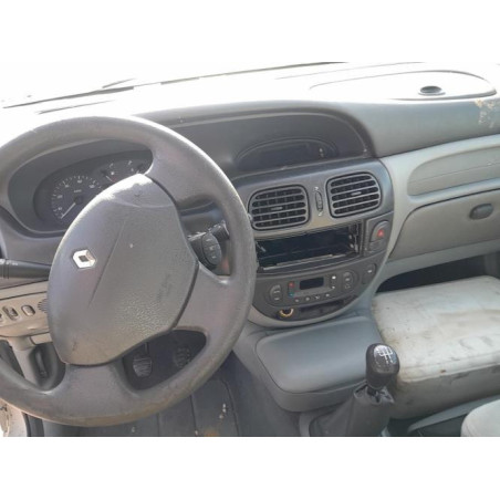 Rampe injection RENAULT SCENIC 1 PHASE 2 d’occasion