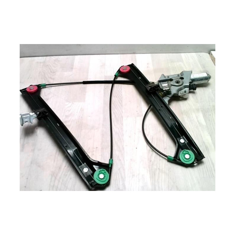 Leve vitre electrique avant droit SAAB 9.3 2 SPORT HATCH PHASE 2 BREAK d’occasion