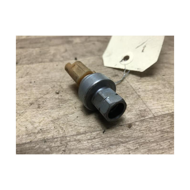 Pressostat de climatisation CITROEN BERLINGO 3 M d’occasion