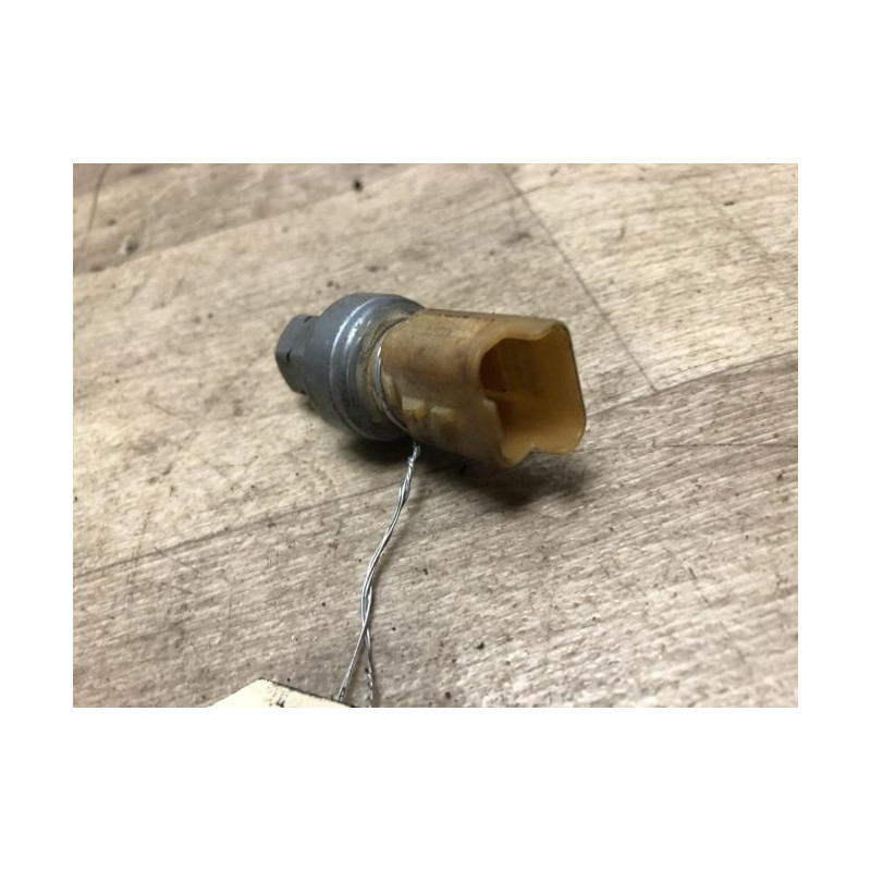 Pressostat de climatisation CITROEN BERLINGO 3 M d’occasion