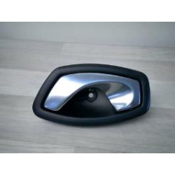 Poignee interieur avant gauche RENAULT CLIO 4 PHASE 2 d’occasion