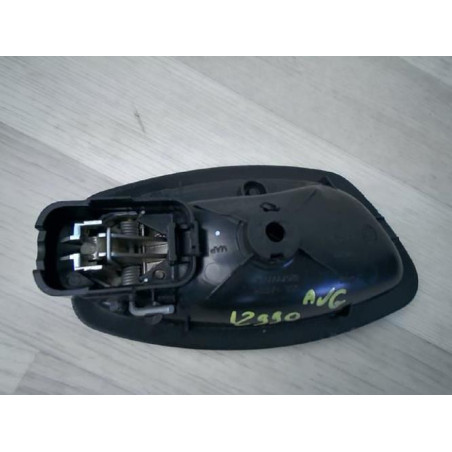 Poignee interieur avant gauche RENAULT CLIO 4 PHASE 2 d’occasion