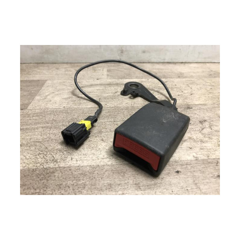 Attache ceinture arriere droit CITROEN C4 GRAND PICASSO 1 d’occasion