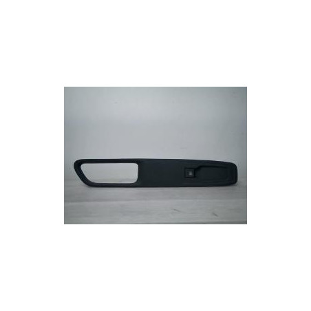 Interrupteur de leve vitre avant droit RENAULT CLIO 4 PHASE 2 d’occasion