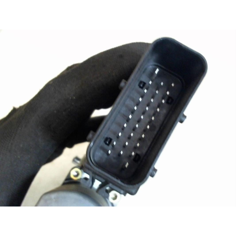 Moteur leve vitre avant droit VOLKSWAGEN GOLF 4 d’occasion