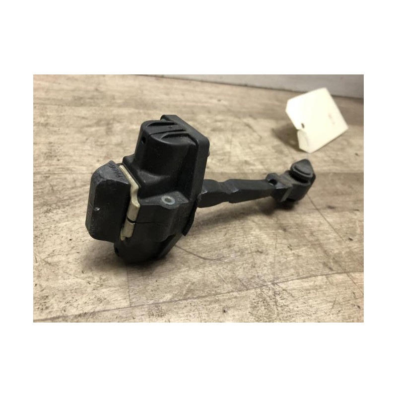 Tirant de porte avant droit RENAULT CLIO 4 PHASE 1 d’occasion