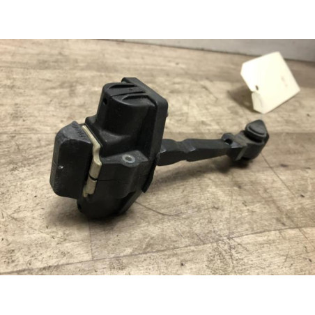 Tirant de porte avant droit RENAULT CLIO 4 PHASE 1 d’occasion