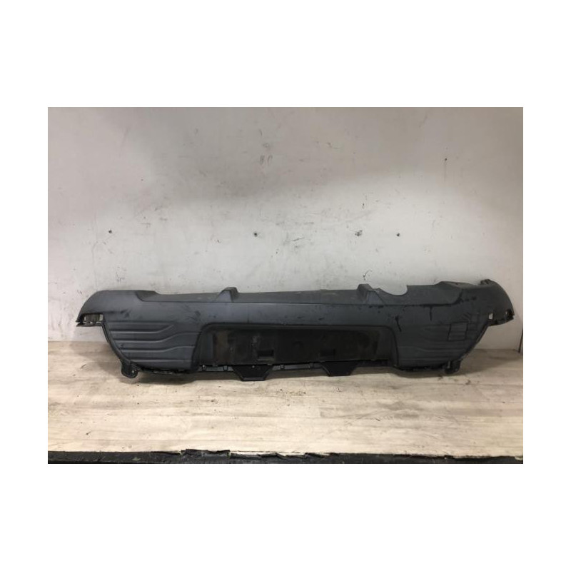 Moulure de pare choc arriere RENAULT CLIO 4 PHASE 1 d’occasion