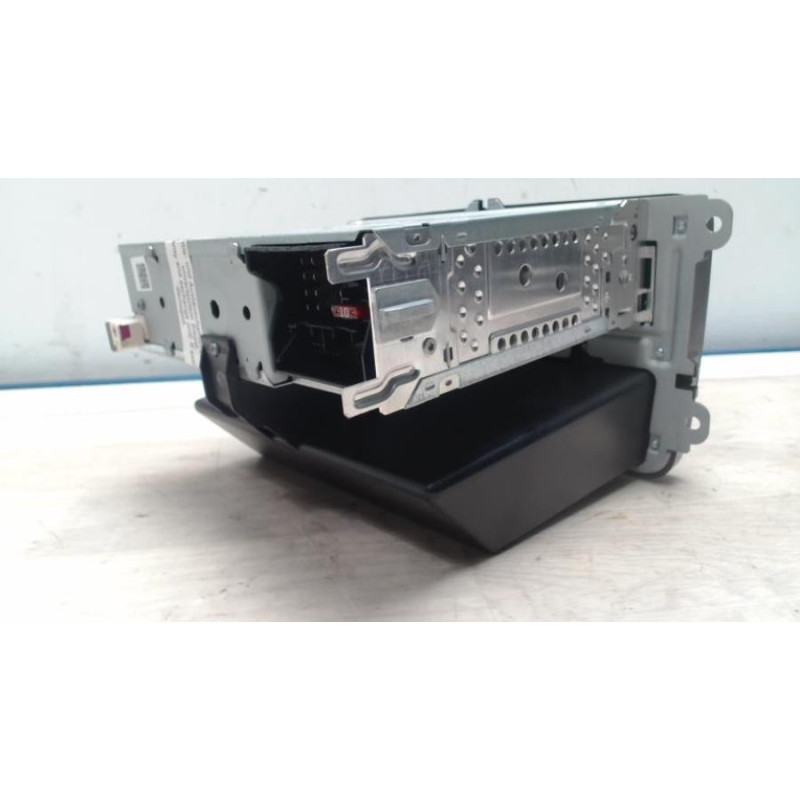 Autoradio d'origine VOLKSWAGEN POLO 5 PHASE 1 d’occasion