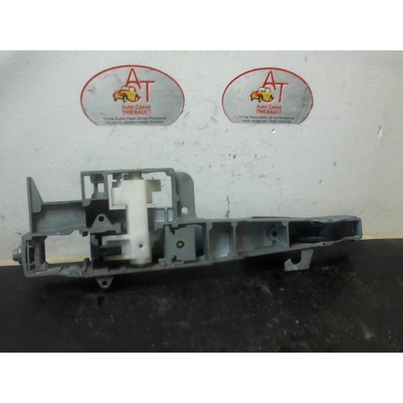 Poignee porte avant gauche CITROEN C4 HDI d’occasion